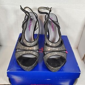 PINK & PEPPER glitzy black/silver heels Size 8.5 M